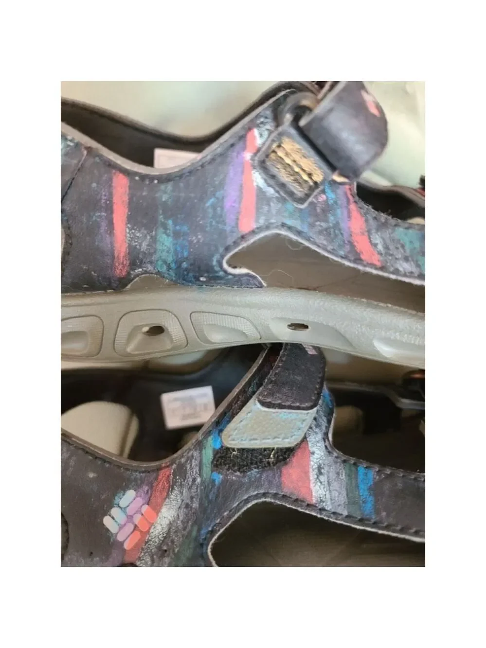 Girls Columbia Sandals Size 4 Multi-Color Omni-Grip